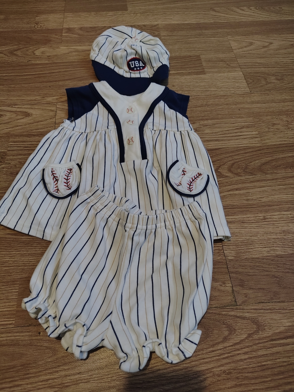 Vintage Le Top 3 Piece Girls 3 Months Pinstripe Baseball Dress Set Bloomers Hat